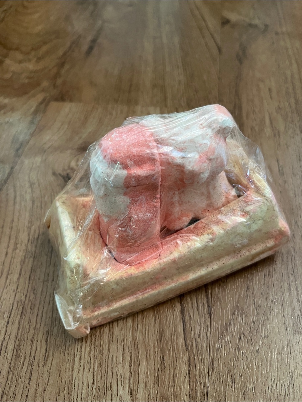 Limited Edition Lush 3-in-1 Bath Bomb Santa’s Sleigh